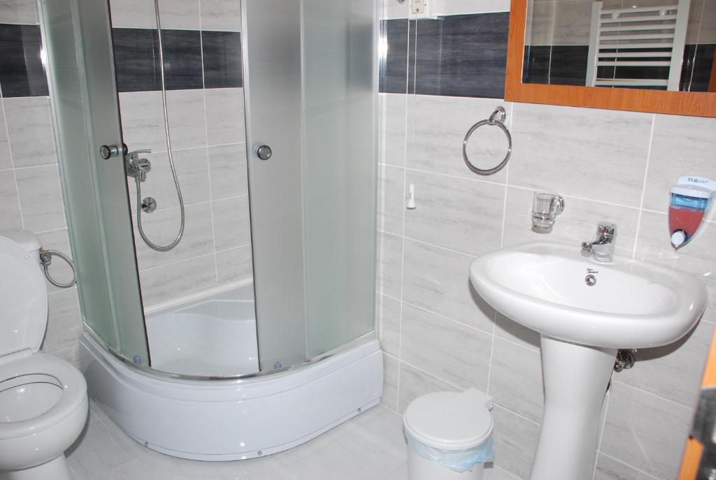 M Garni Hotel Vranje Pokoj fotografie