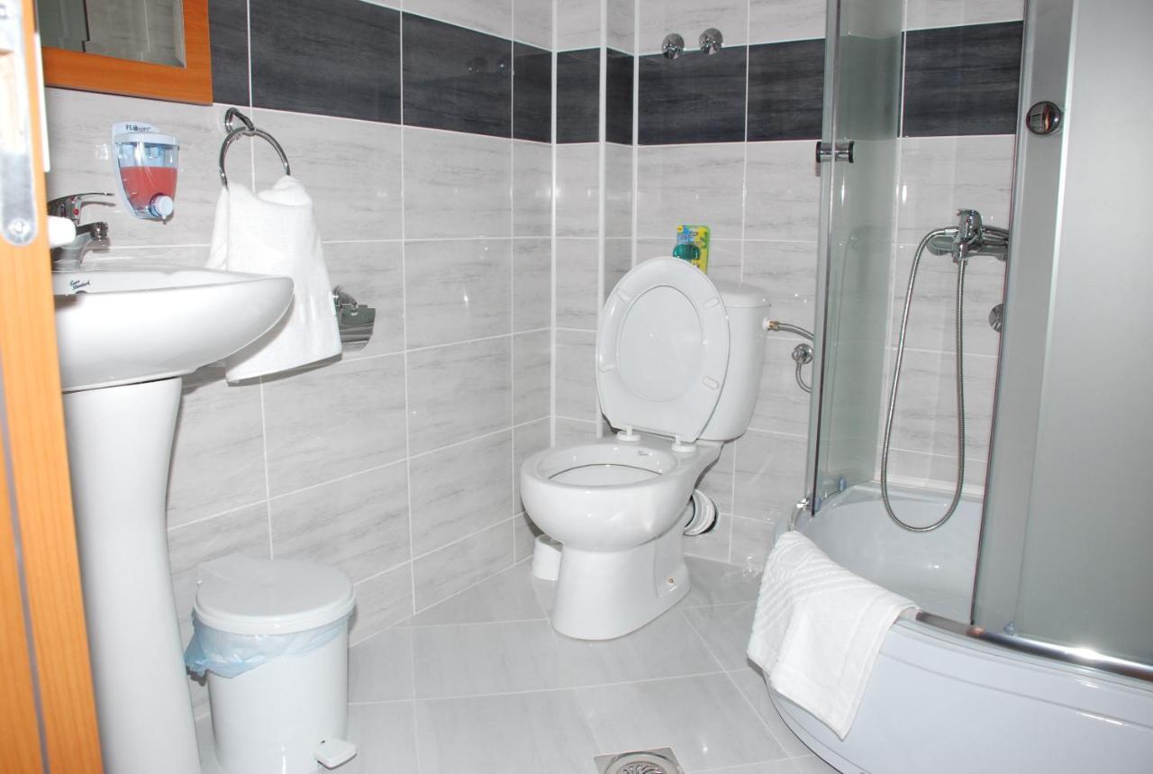 M Garni Hotel Vranje Pokoj fotografie